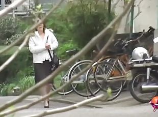 Japanese sharking video shows a woman wearing no panties