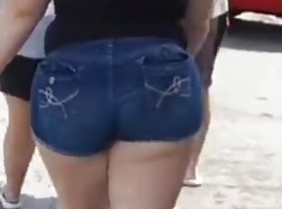 Candid Booty Shorts Thick Legs Big Ass